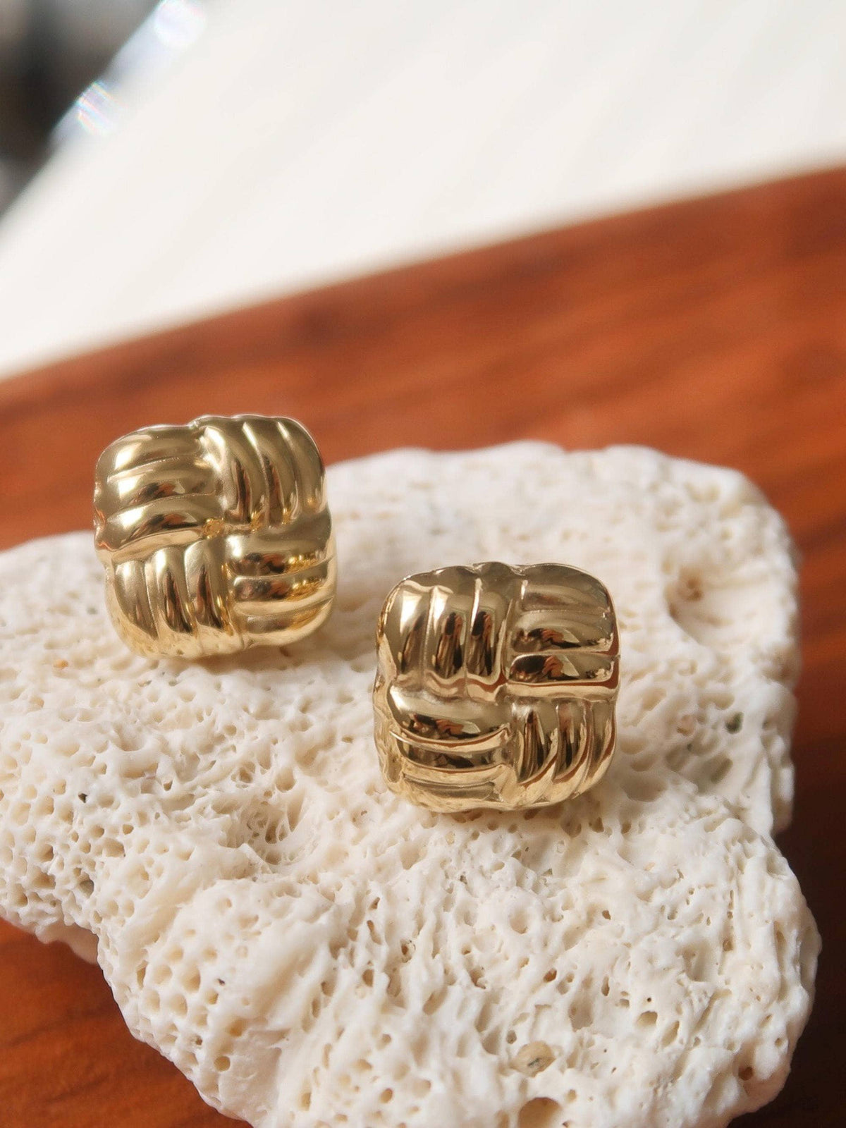 Luella 18K Gold Non-Tarnish Textured Knot Stud Earring: Yellow Gold