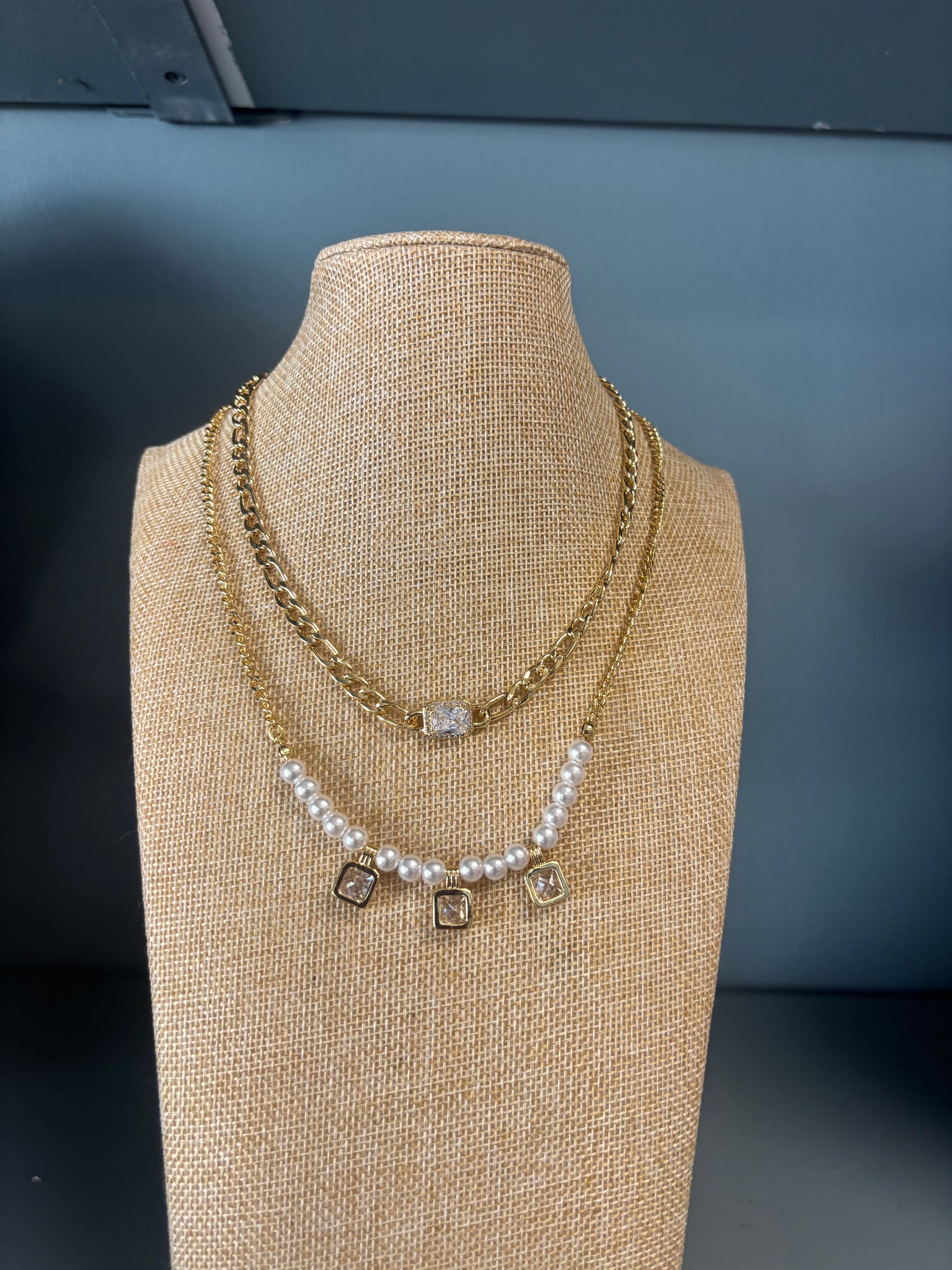 Pearl Link Layer Necklace