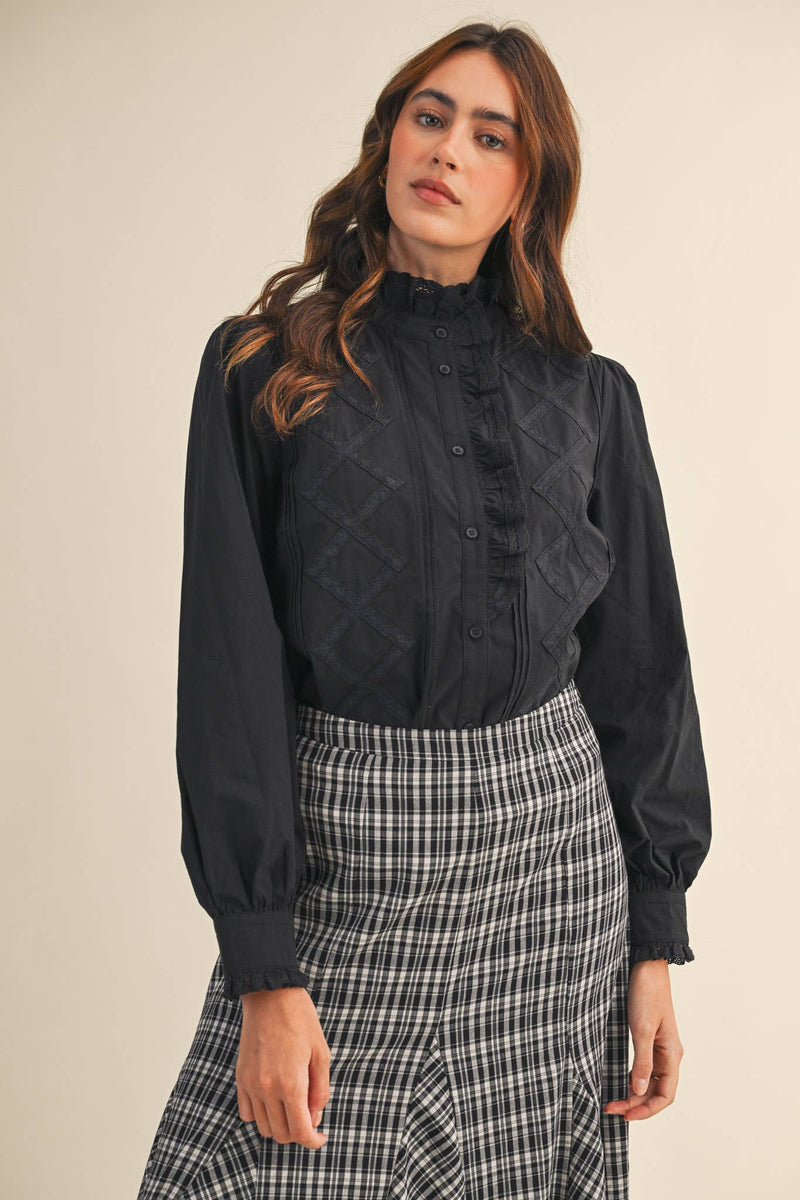 RUFFLED LACE TOP: L