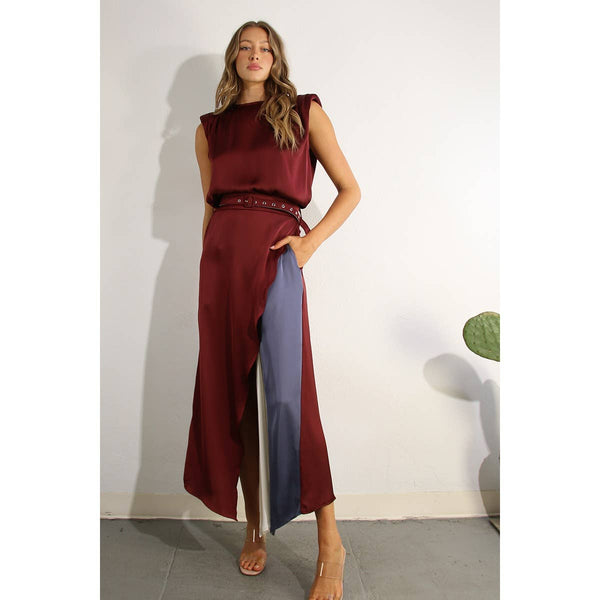 TOP AND COLOR BLOCK SKIRT: WINE / S