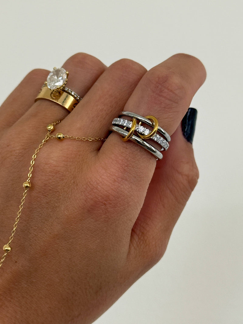 TAYLOR RING: 8
