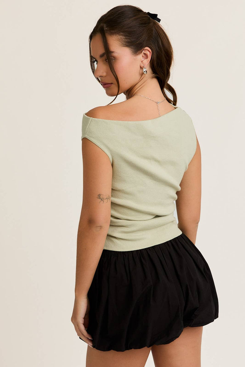 ASYMMETRICAL NECK SWEATER TOP: Ivory / L