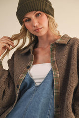 IJ1643 PLAID CONTRAST SHERPA BUTTON DOWN SHACKET: CREAM / L