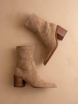 The Vienna | Latte Sleek ankle hugging bootie: LATTE / 7