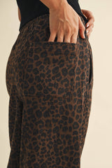 IP1397 LEOPARD PRINT WIDE DENIM TRACK PANTS: Brown / S