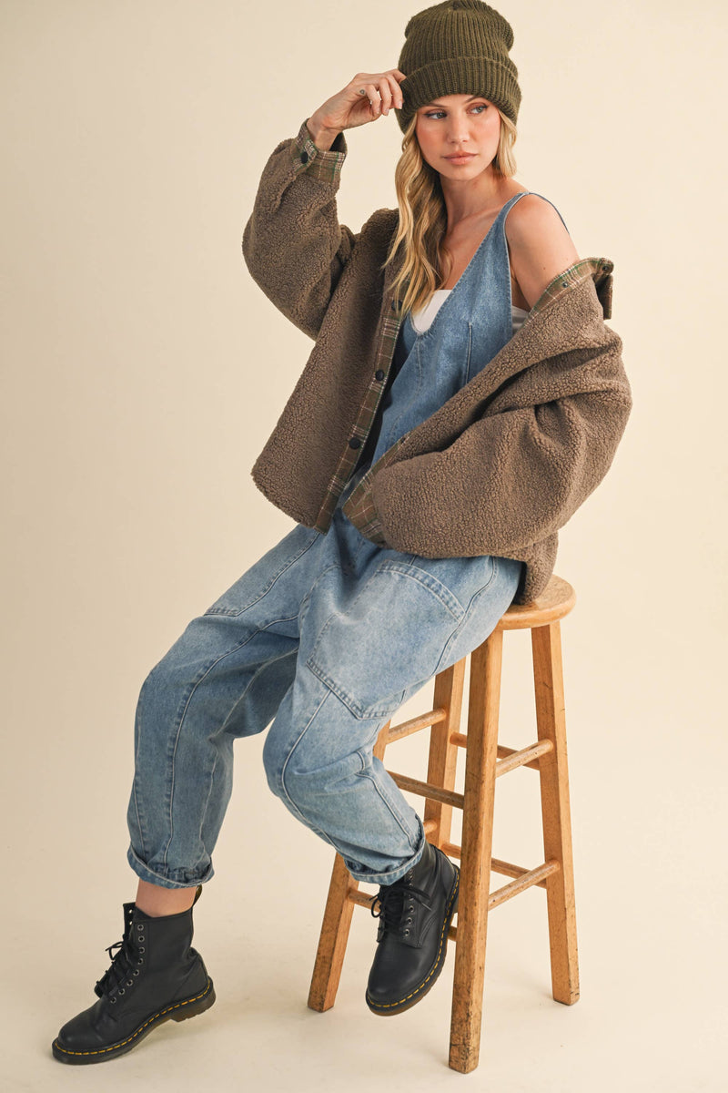 IJ1643 PLAID CONTRAST SHERPA BUTTON DOWN SHACKET: CREAM / L