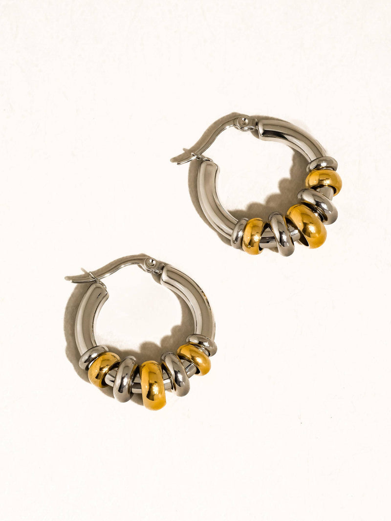 Novine 18K Gold Non-Tarnish Two Tone Hoop Earring: Yellow Gold