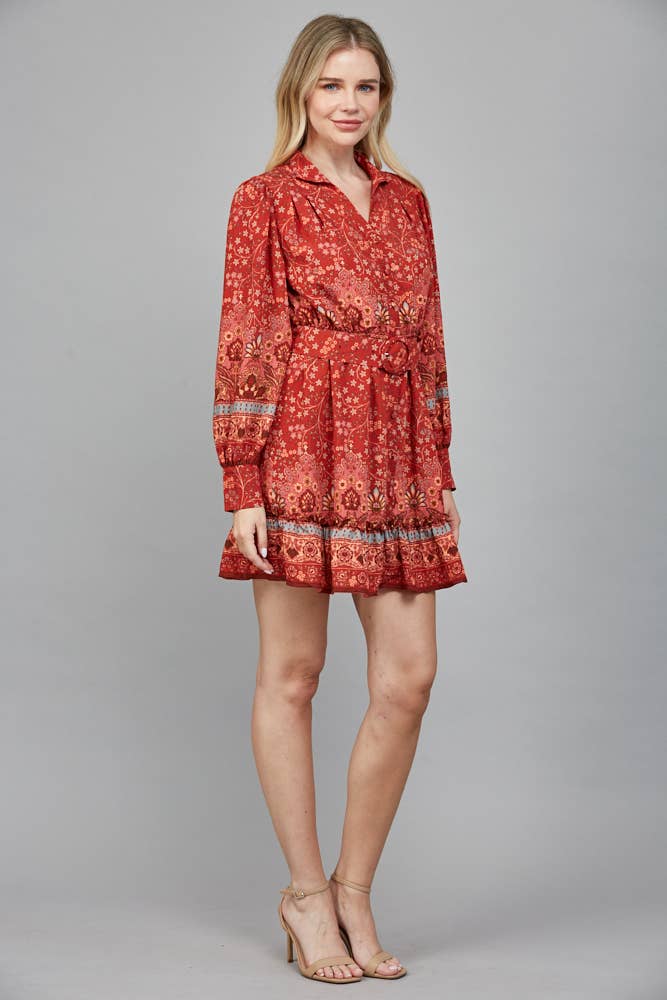 BORDER PRINT BUTTON FRONT MINI DRESS WITH SELF BELT FD34124: BRICK RED / S
