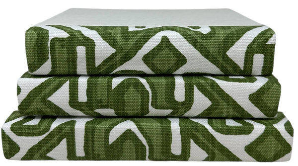 Bermuda Green Geometric Fabric / Off-White Cover / 8.5-9.5