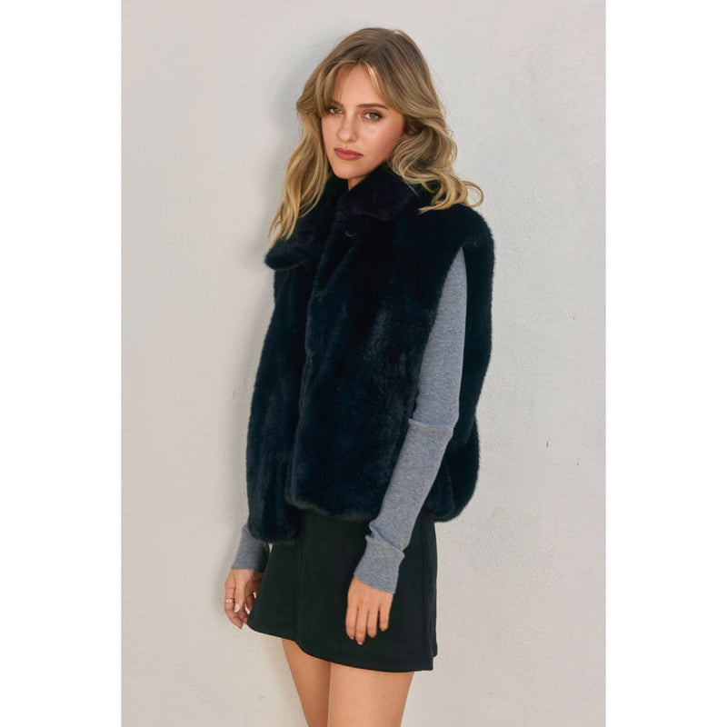 Wind Whispers Faux Fur Collared Vest: BLACK