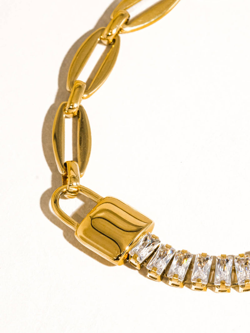 Benson 18K Gold Non-Tarnish Rhinestone Chain Bracelet: Yellow Gold