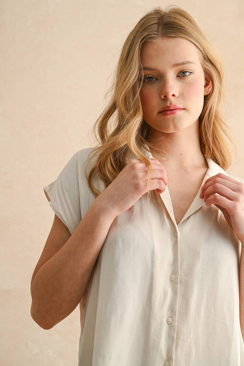 BUTTON DOWN SHIRTS: Black / L