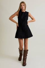 ROUND NECK SLEEVELESS DENIM DRESS: BLACK DENIM / XS