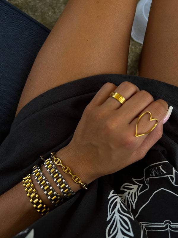 THE CHAIN WATCH BAND BRACELET: GOLD WITH DIAMOND