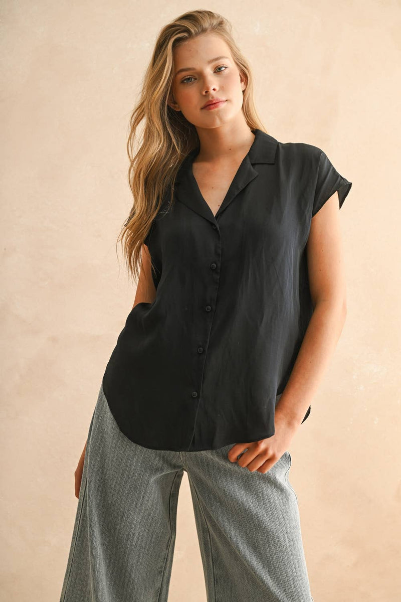 BUTTON DOWN SHIRTS: Black / L