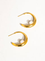 Antoine 18K Gold Non-Tarnish Hoop Pearl Earring: Yellow Gold