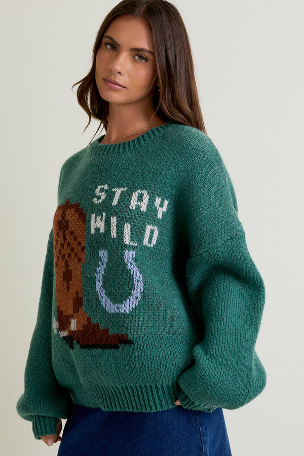 LONG SLEEVE CREW NECK COWGIRL WILD GRAPHIC SWEATER: Green / XS