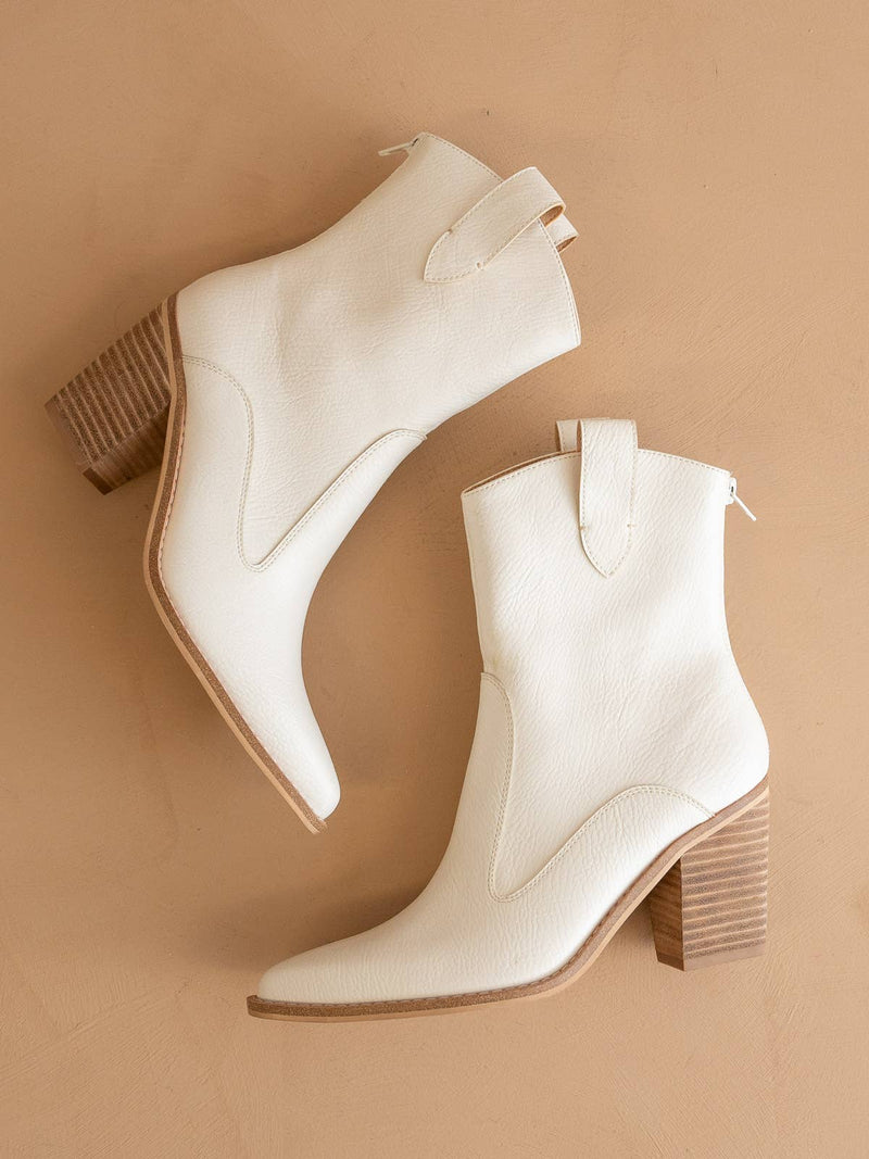 The Tara White | Two Paneled Western Boot: White / 6.5