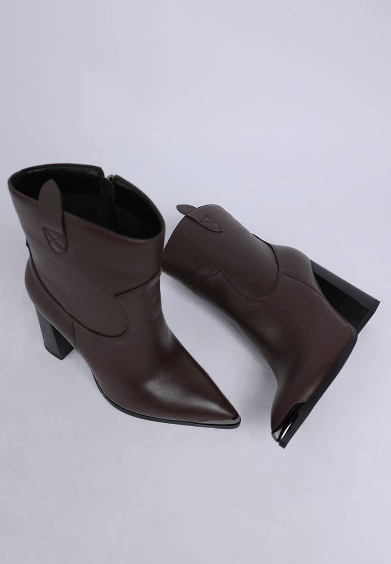Hatter Pointed Toe Faux Leather Boots: Black / US-6.5 / UK-4.5 / EU-37.5