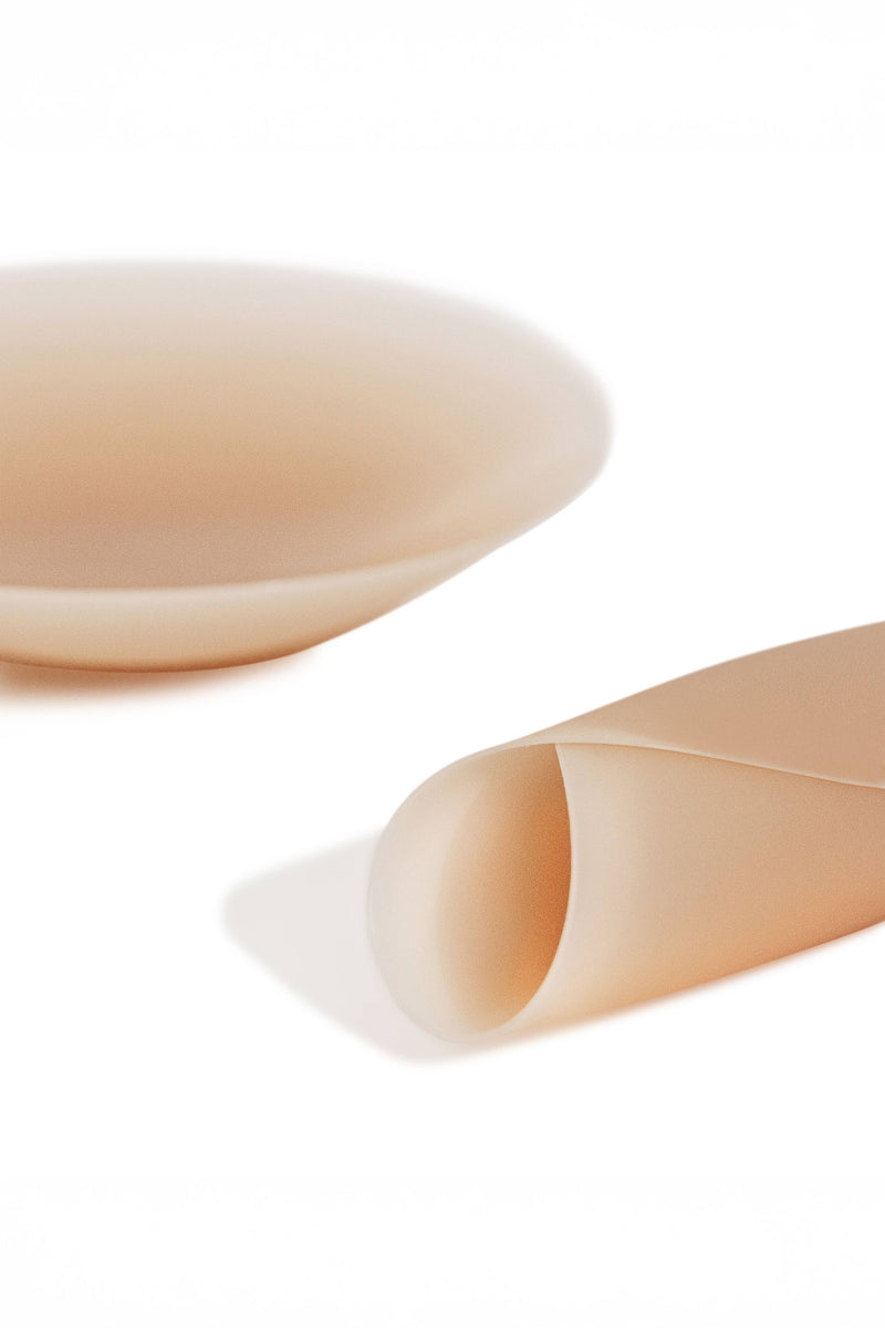 Grippies No-Show | NON-ADHESIVE Reusable Nipple Covers: No 5 Soft Tan / 3in.