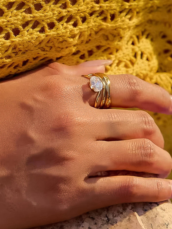 Gloire 18K Gold Non-Tarnish Abstract CZ Ring: Yellow Gold