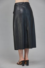 FAUX LEATHER SKIRT BLACK / L