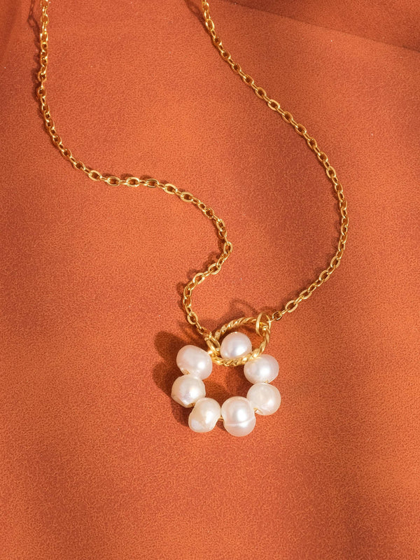Bedelia 18K Gold Non-Tarnish Pearl Halo Necklace: Yellow Gold