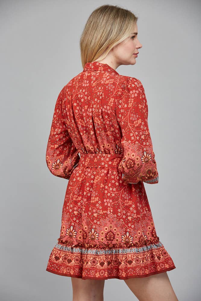 BORDER PRINT BUTTON FRONT MINI DRESS WITH SELF BELT FD34124: BRICK RED / S