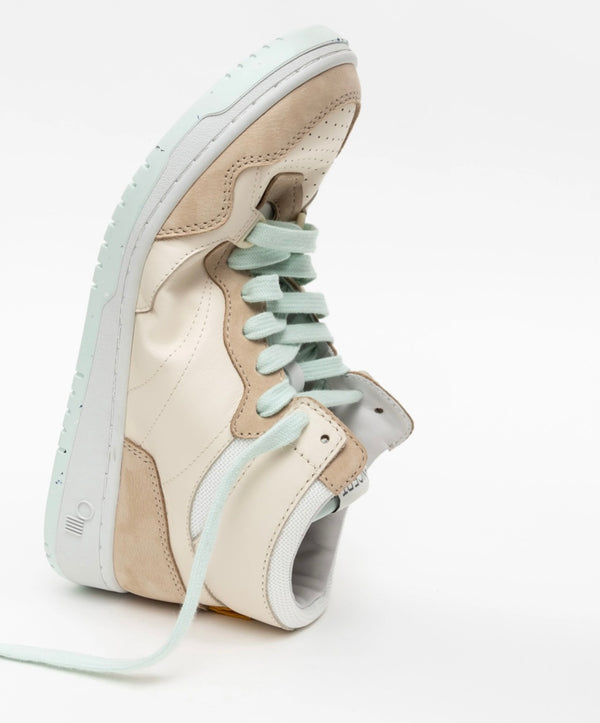 ONCEPT: PHILLY SNEAKER