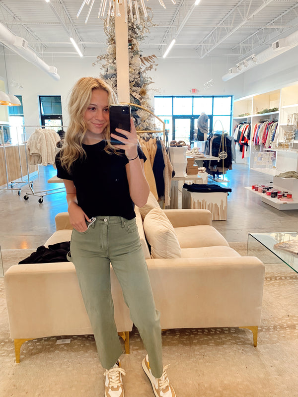 DAZE: SUNDAZE UTILITY CROP