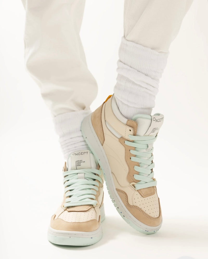 ONCEPT: PHILLY SNEAKER