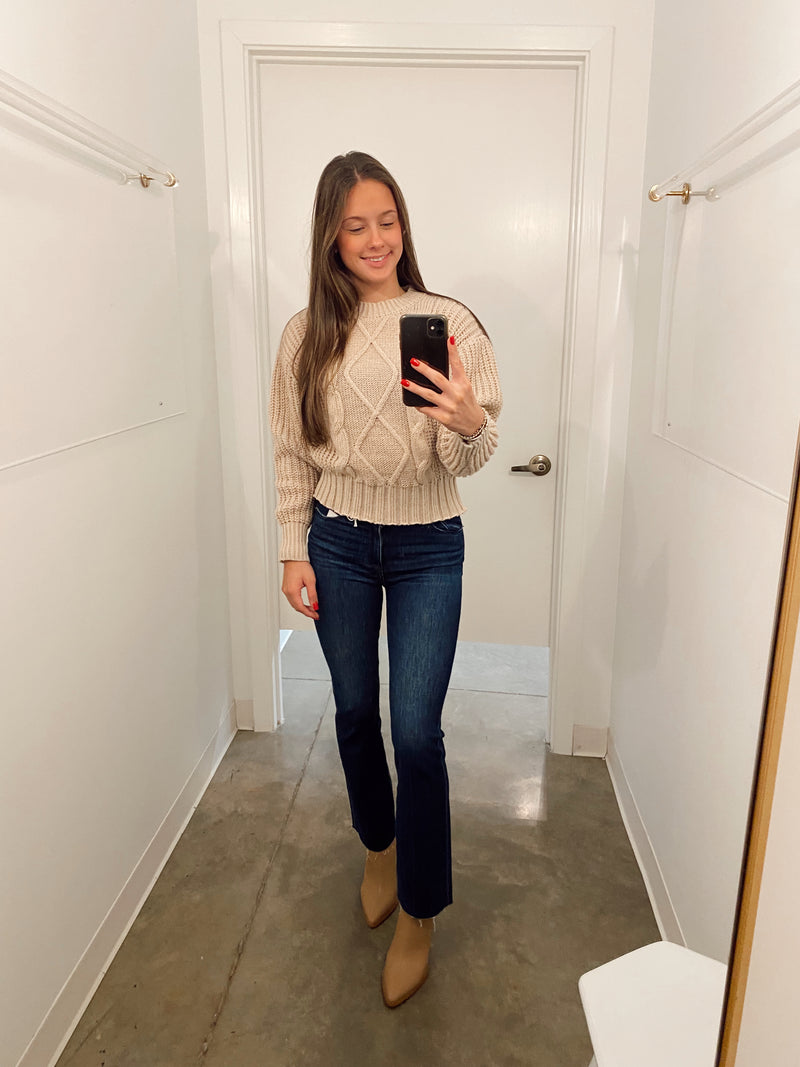 DOLLY SWEATER
