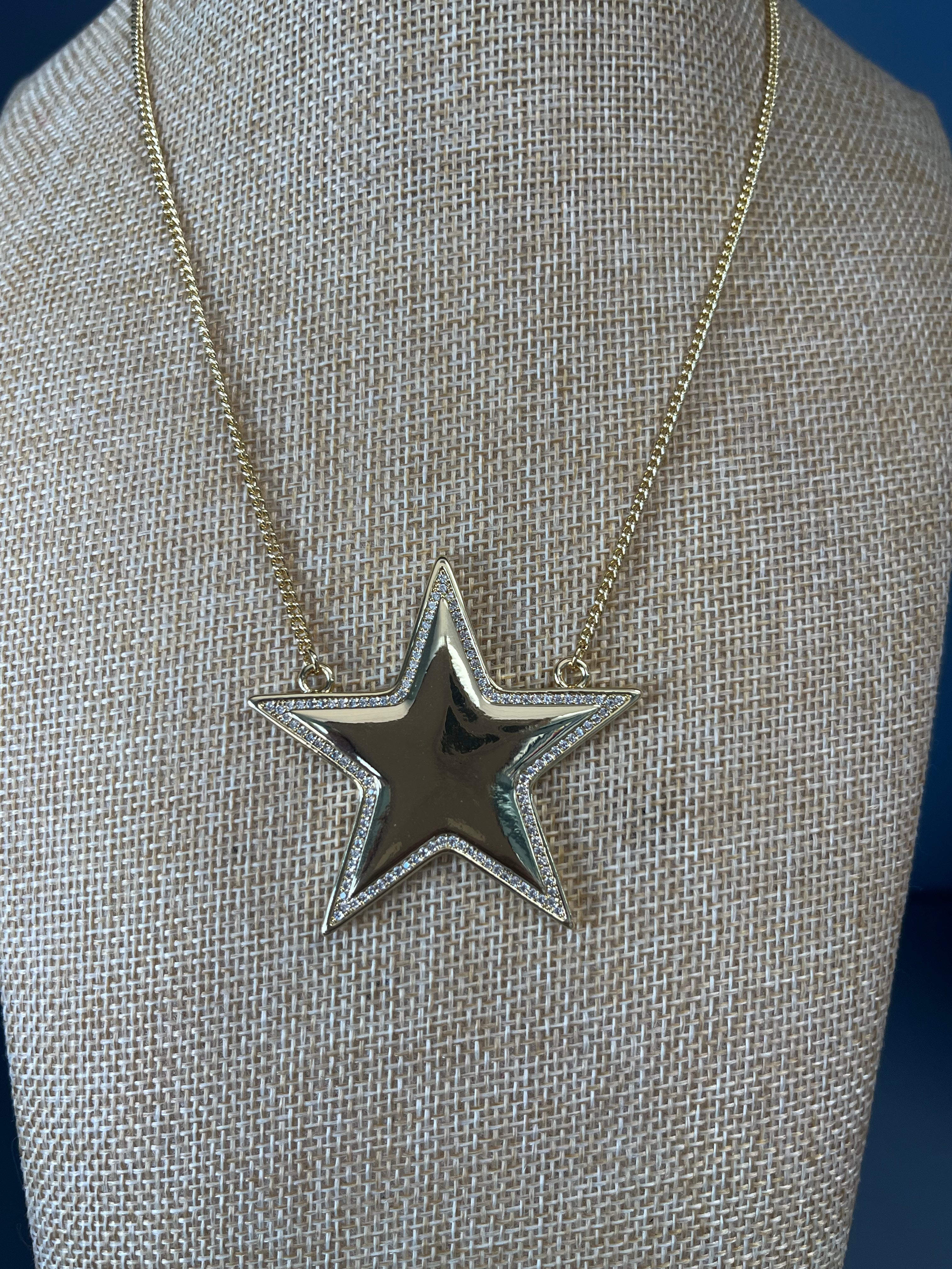 Star of the Show Gold Necklace