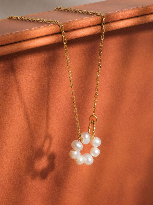 Bedelia 18K Gold Non-Tarnish Pearl Halo Necklace: Yellow Gold