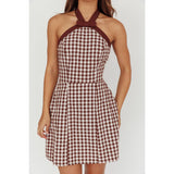 HALTER GINGHAM MINI DRESS / SR1579J: BROWN