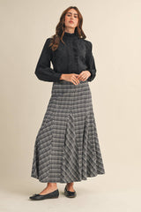 RUFFLED LACE TOP: M