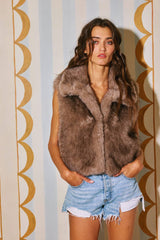 IT2645 Zip-Up Faux Fur Crop Jacket: TAUPE / S-M-L (2-2-2)