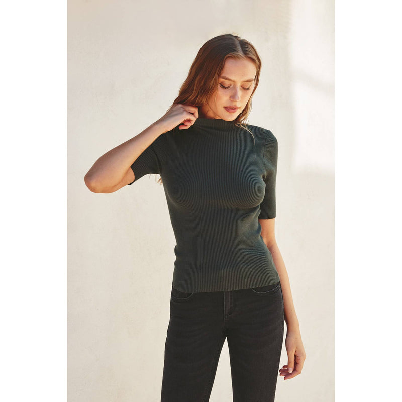 FW4762 Mock Neck Short Sleeve Sweater