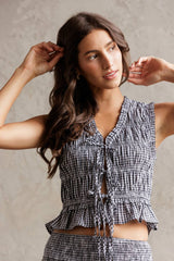 SMOCKED GINGHAM TOP L