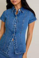 SHORT SLEEVE BUTTON FRONT DENIM TOP: DENIM / S