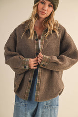 IJ1643 PLAID CONTRAST SHERPA BUTTON DOWN SHACKET: CREAM / L