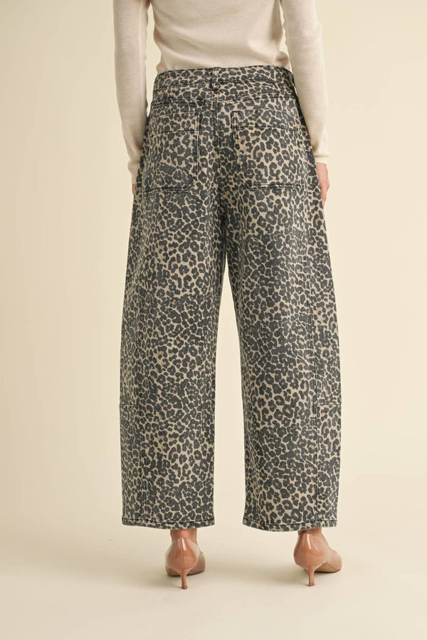 LEOPARD PRINT BARREL PANTS L