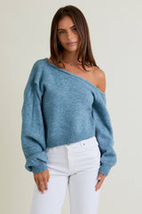 ASYMMETRICAL SWEATER TOP: CREAM / XS