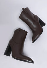 Hatter Pointed Toe Faux Leather Boots: Black / US-9.5 / UK-7.5 / EU-40.5