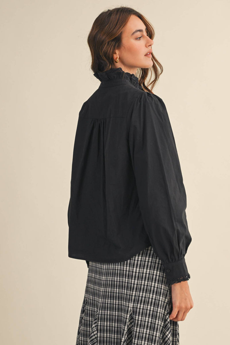 RUFFLED LACE TOP: M