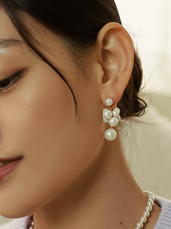 Lou 18K Gold Dressy Pearl Drop Earring: White