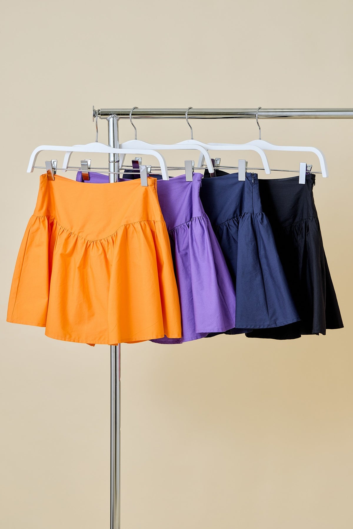 Poplin Mini Skort W/ Pointed Yoke Seam